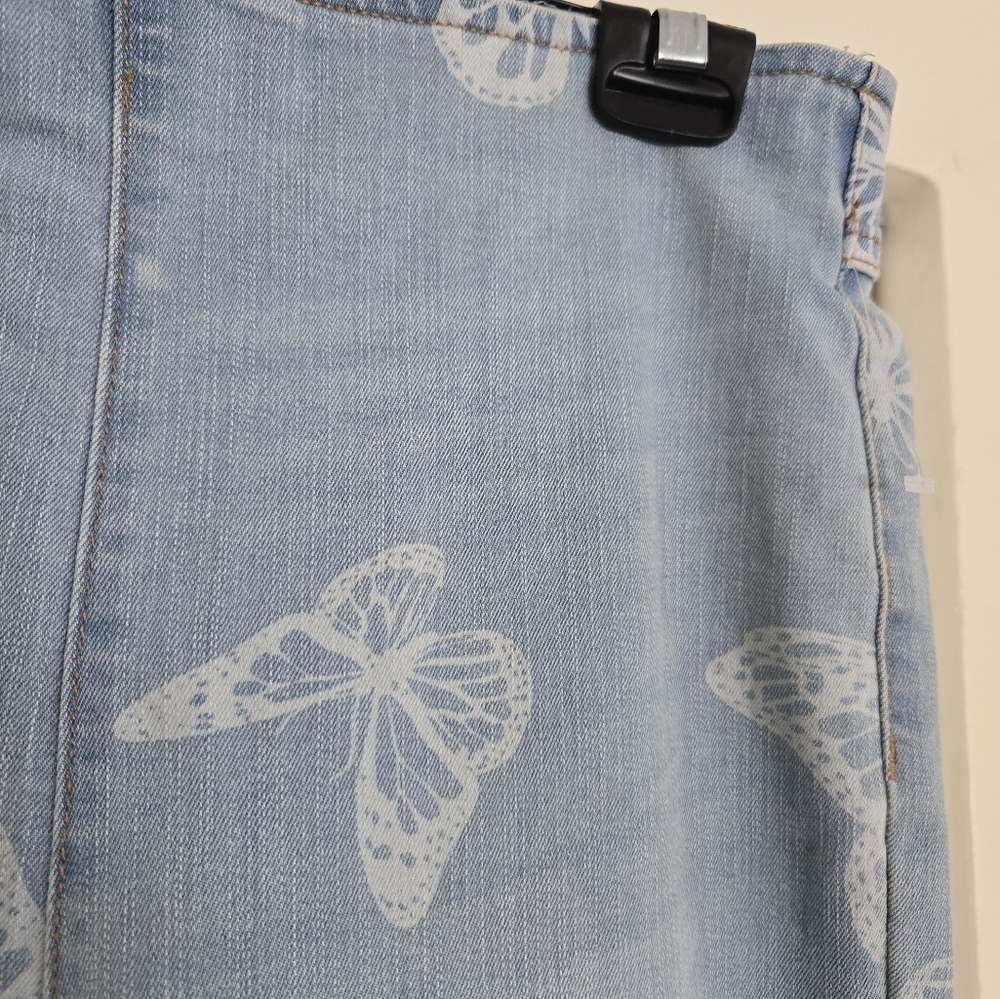 NWOT Junior No Boundaries Light Blue Denim Bell Bottom Jeans Size M (7-9) - Picture 6 of 16
